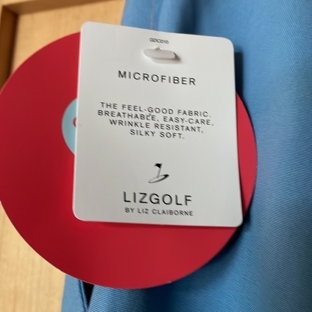 Liz Golf Women’s Golf Shorts Blue Size 8 Microfiber NWT Stain Resistant Preppy - Picture 3 of 8